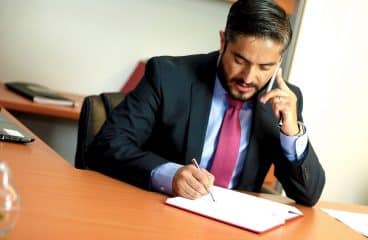 5 choses à savoir sur les contrats commerciaux avant de signer